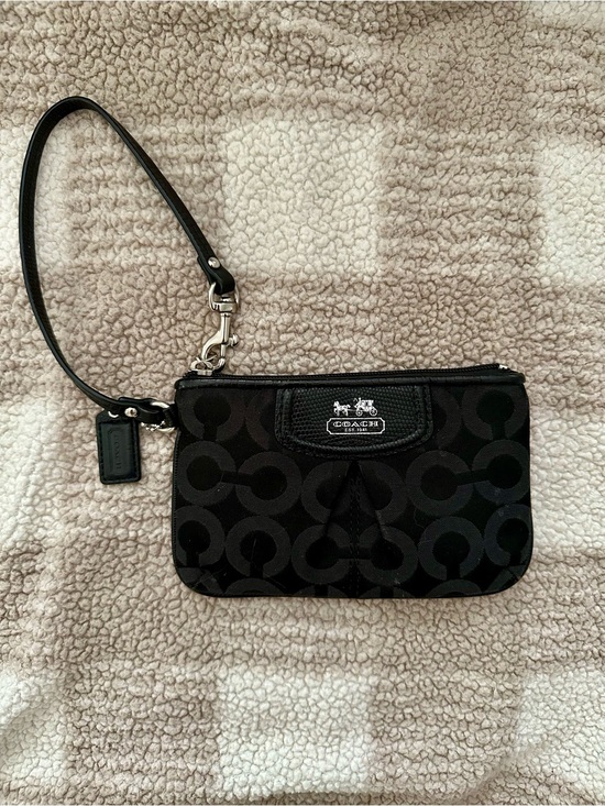 Coach Handbags - Coach Black Signature C Pattern Wristlet with Strap